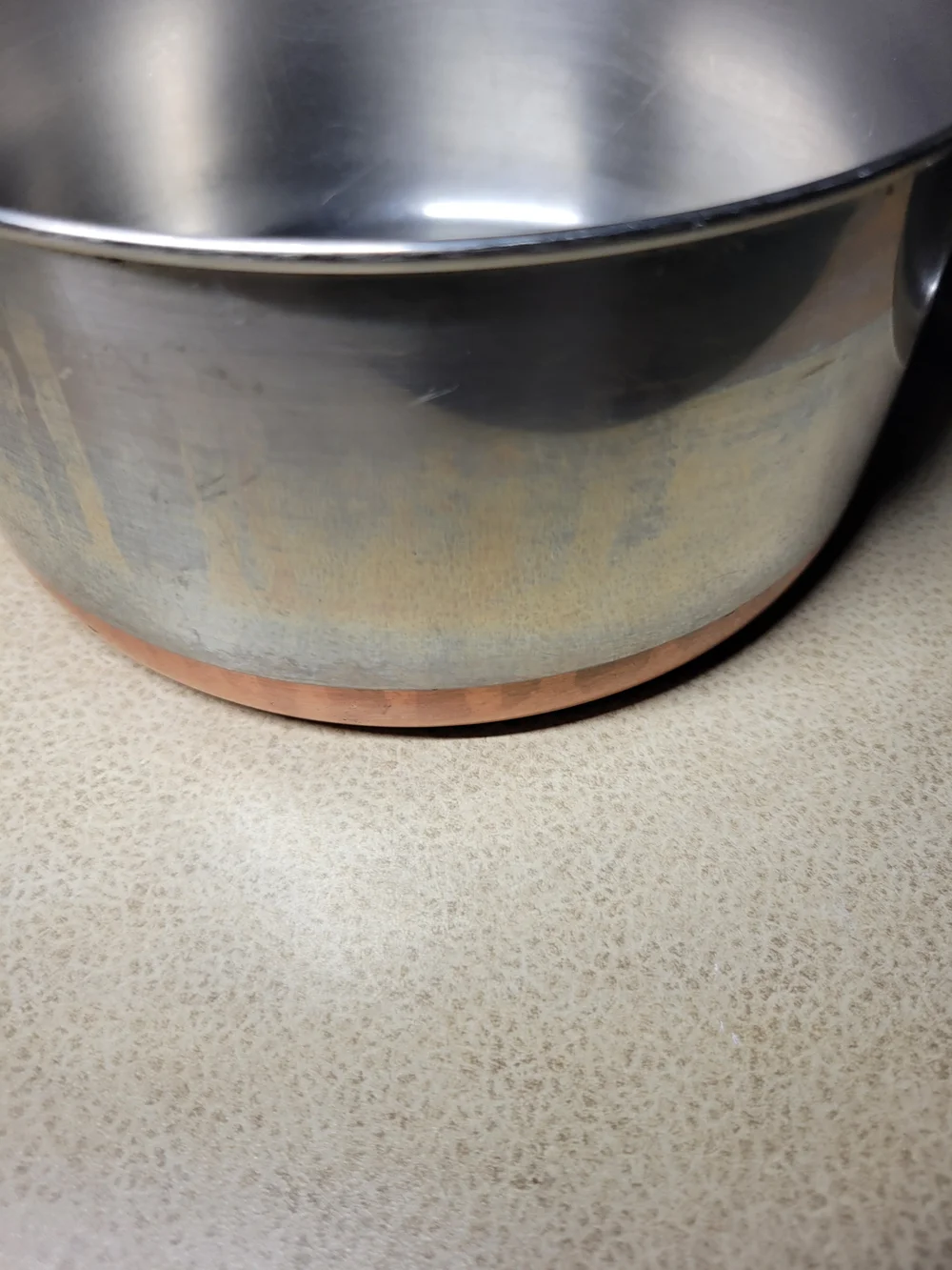 Revere Ware shows saucepan quality